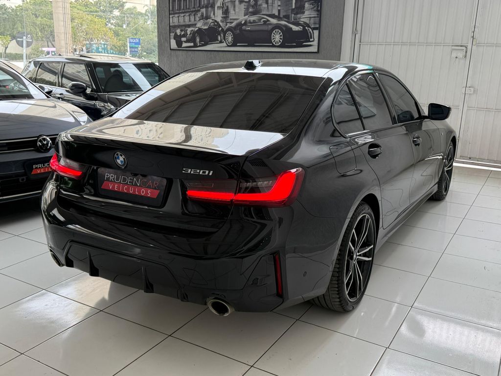 BMW 320iA