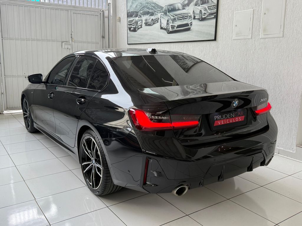 BMW 320iA