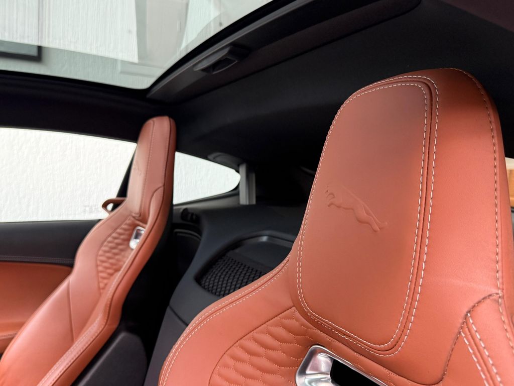 JAGUAR F-TYPE