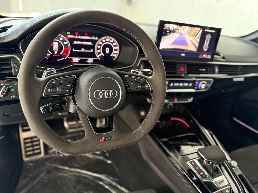 AUDI RS4