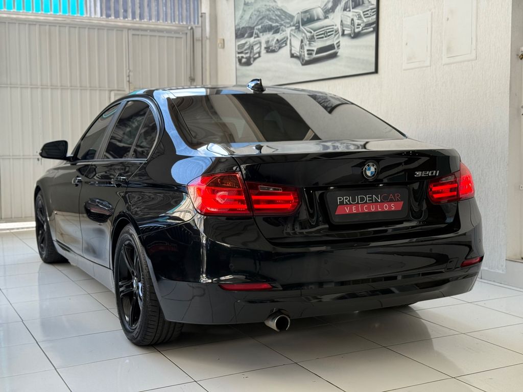 BMW 320iA