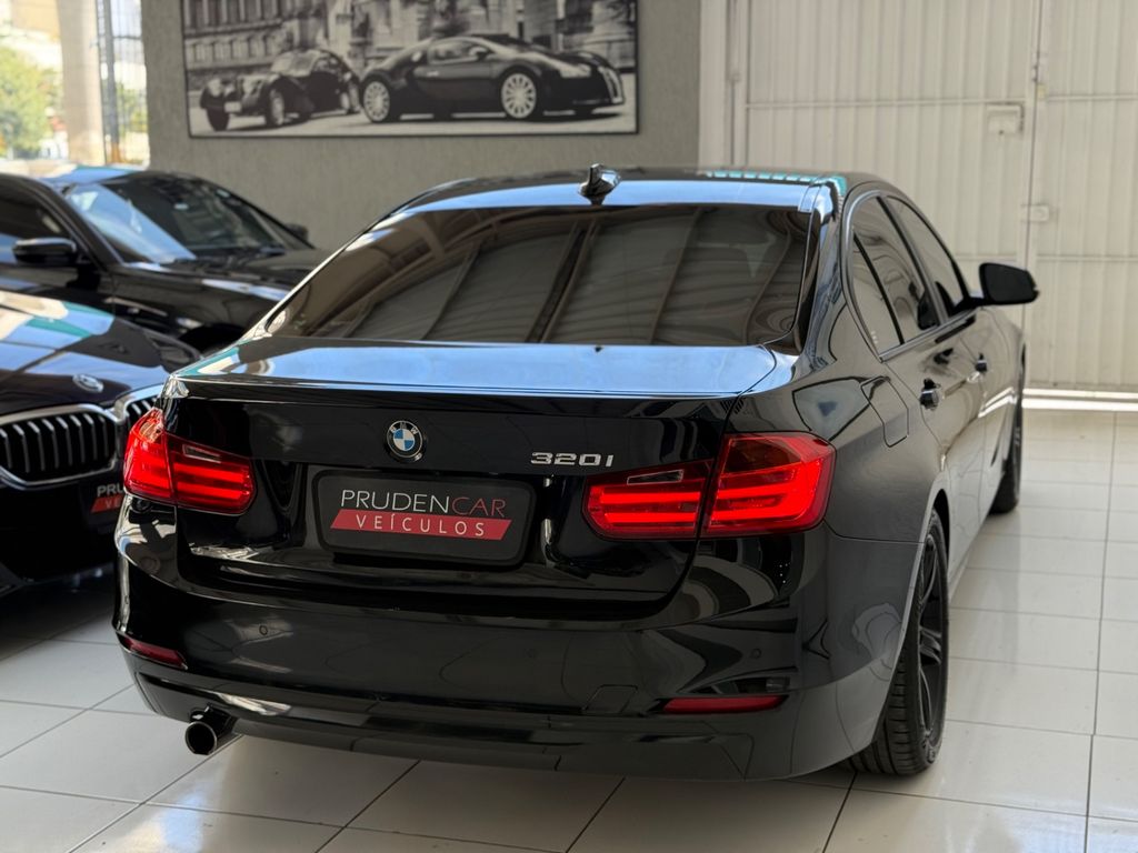 BMW 320iA