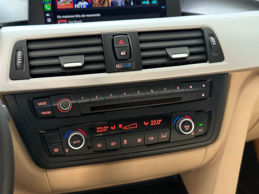 BMW 320iA