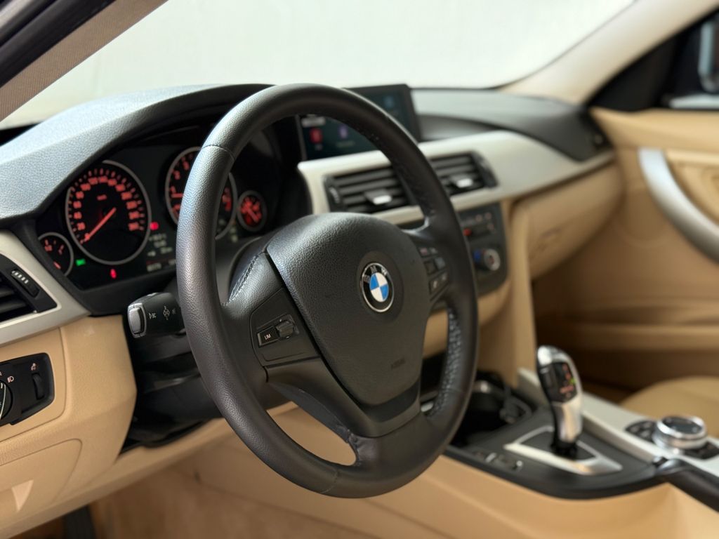 BMW 320iA