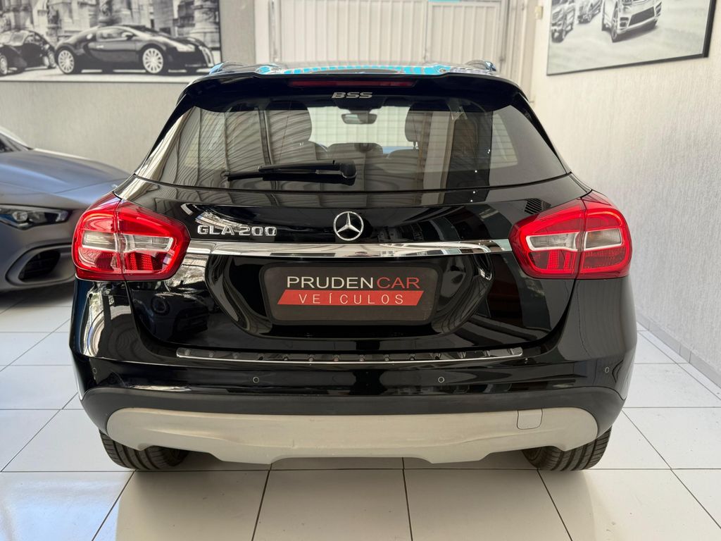 Mercedes GLA