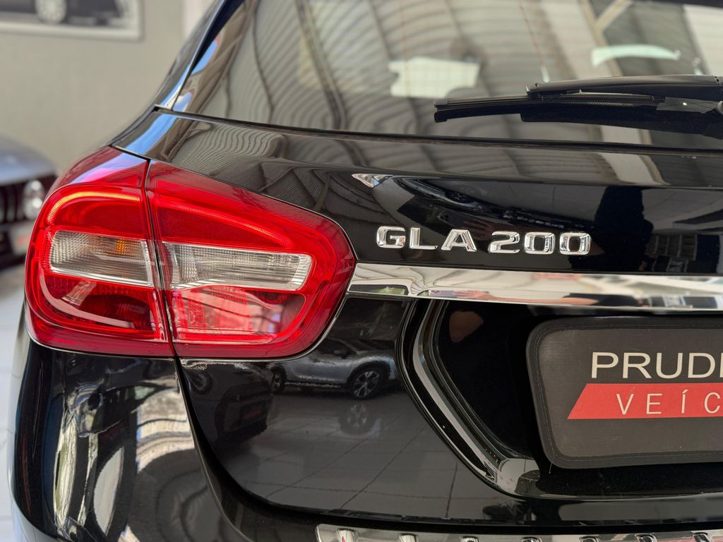 Mercedes GLA