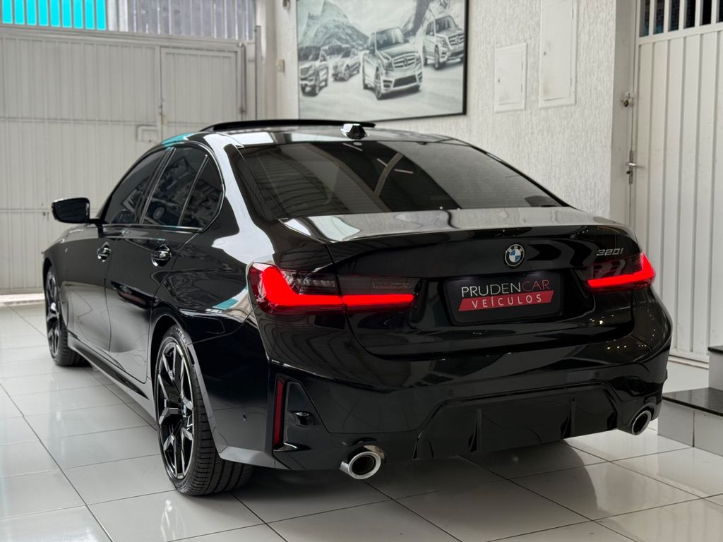BMW 320iA