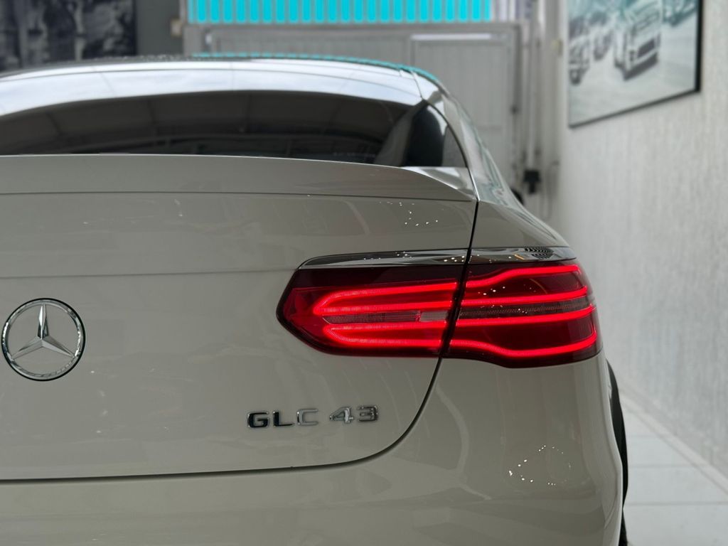 Mercedes GLC-43