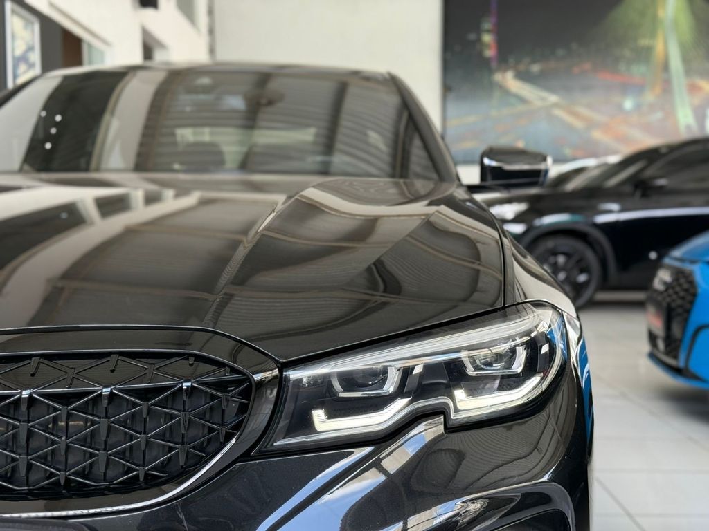 BMW 320iA