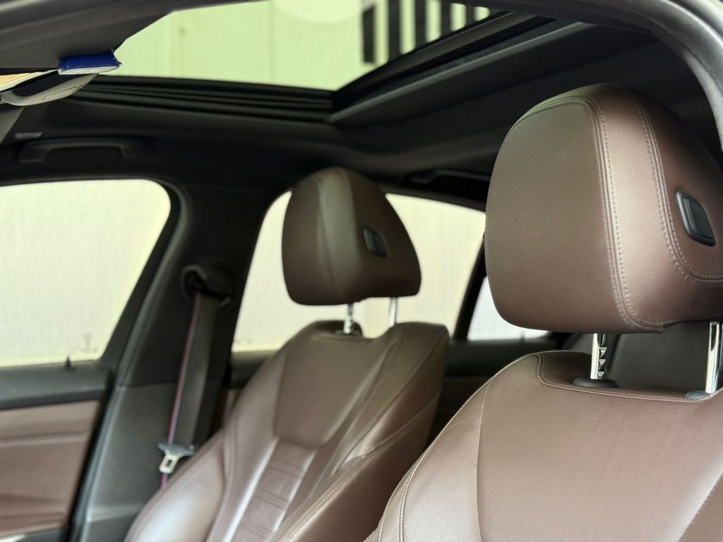BMW 320iA