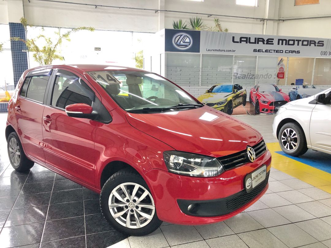 VolksWagen Fox 1.6 Mi Total Flex 8V 5p