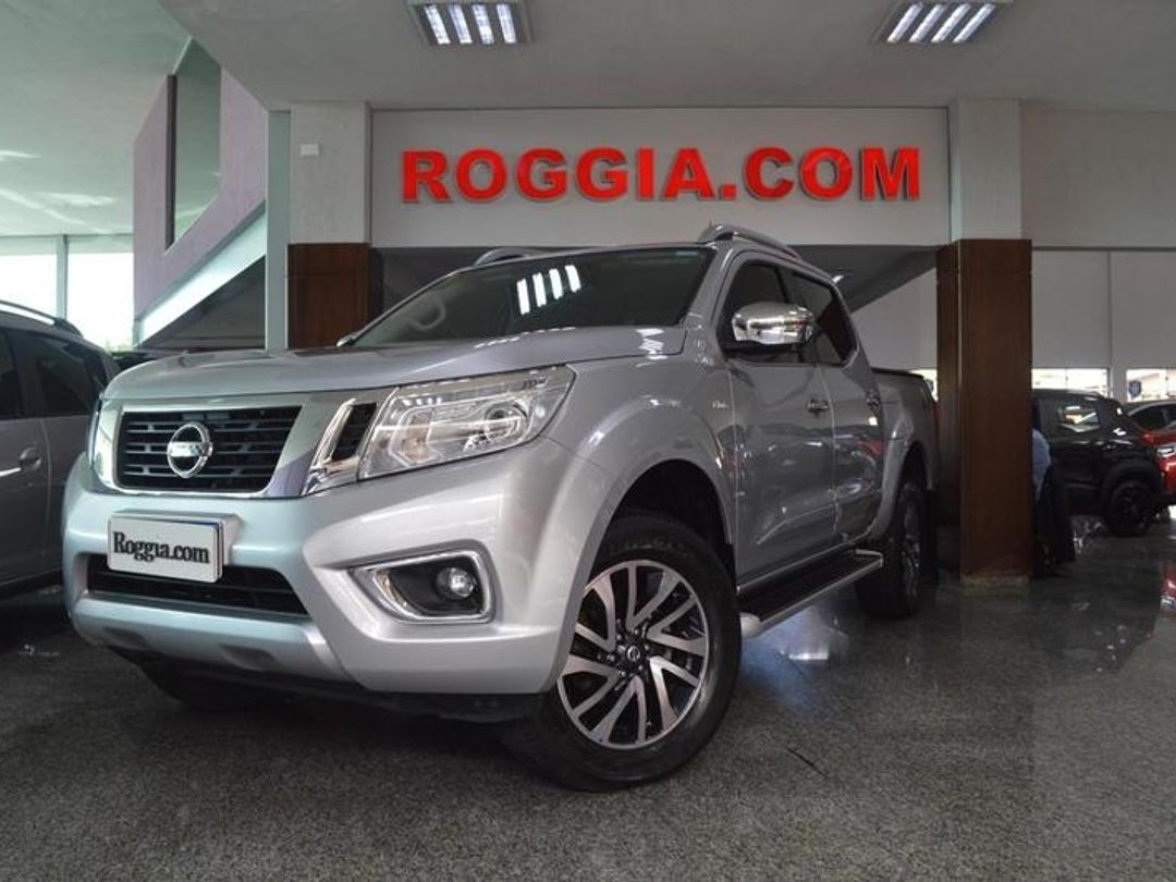 Nissan Frontier LE 4x4 (Aut)