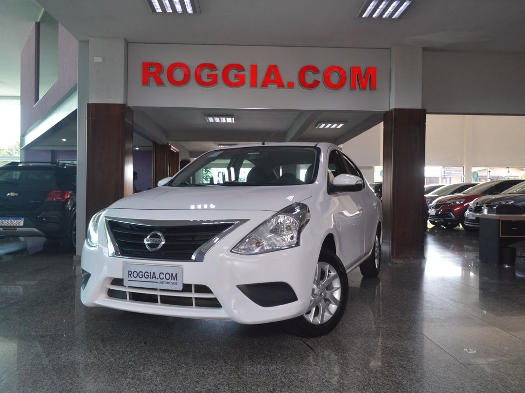 Nissan VERSA SV 1.6 16V FlexStart 4p Mec.