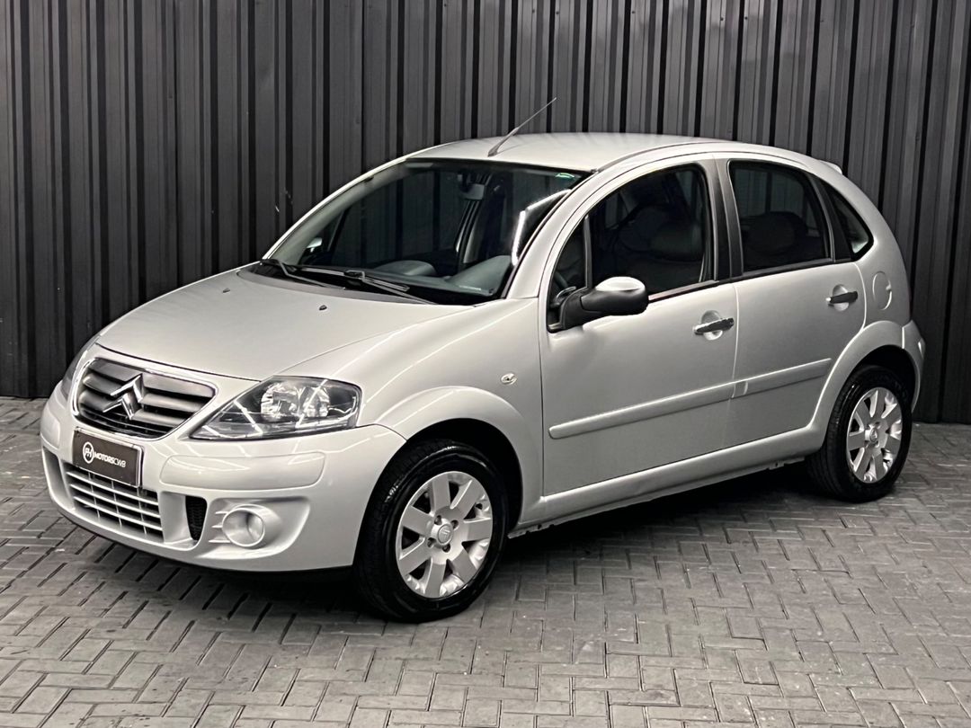 Citroën C3 GLX 1.4/ GLX Sonora 1.4 Flex 8V 5p