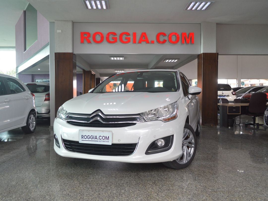 Citroën C4 LOUNGE Exclusive 1.6 Turbo 4p Aut.