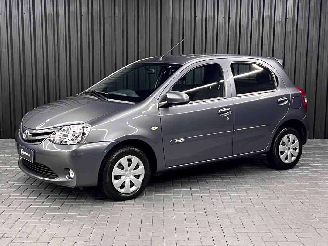 Toyota ETIOS X 1.3 Flex 16V 5p Mec.