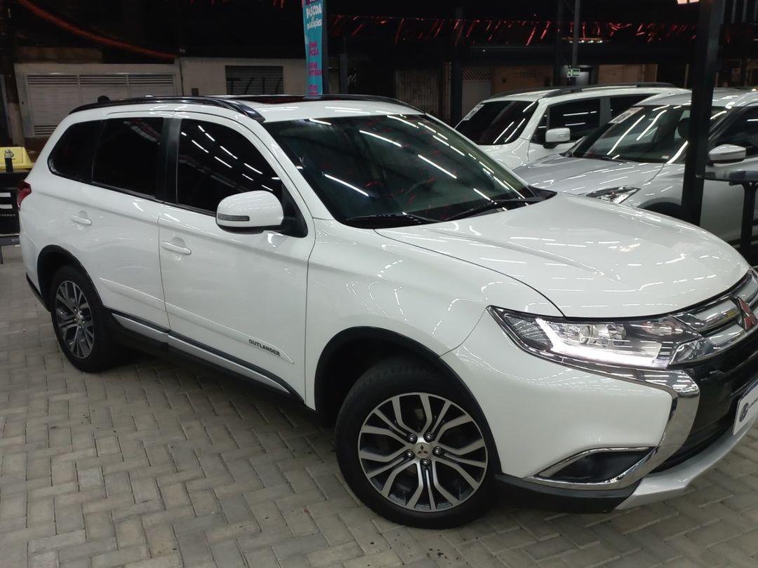 Mitsubishi OUTLANDER 2.0 16V 160cv Aut.