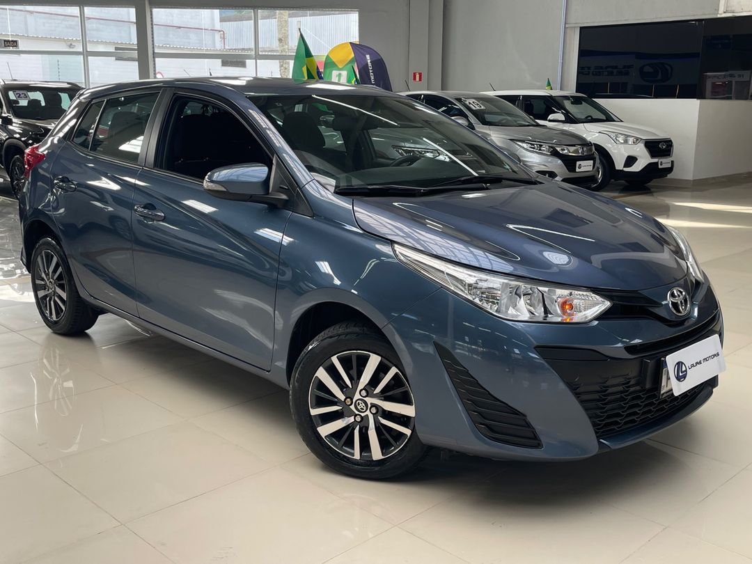 Toyota YARIS XL Live 1.3 Flex 16V 5p Aut.