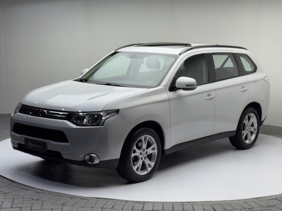 Mitsubishi OUTLANDER 2.0 16V 160cv Aut.