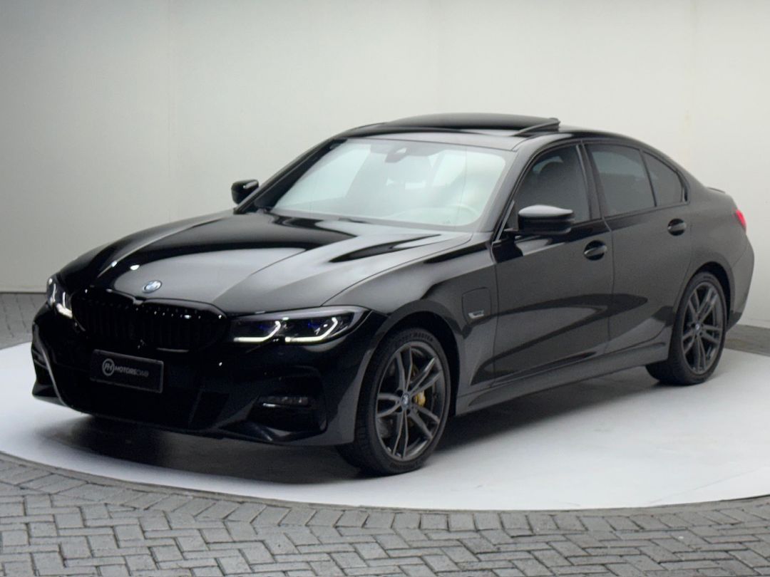 BMW 330e M Sport 2.0 Turbo Aut. (Híbrido)