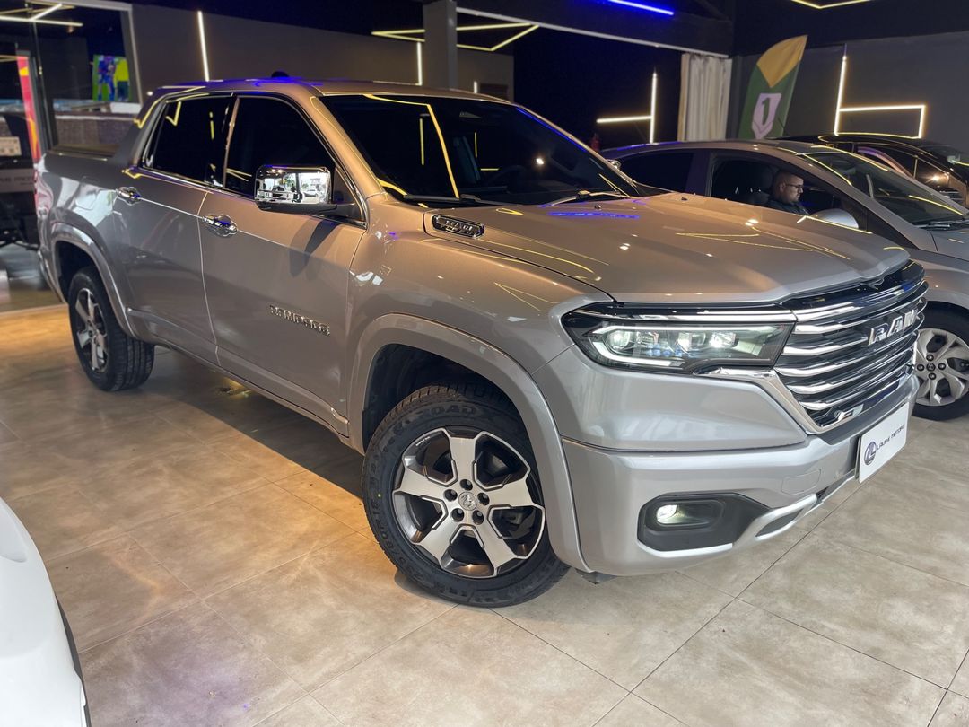 RAM RAMPAGE LARAMIE 2.0 TB CD 4X4 Die. Aut.