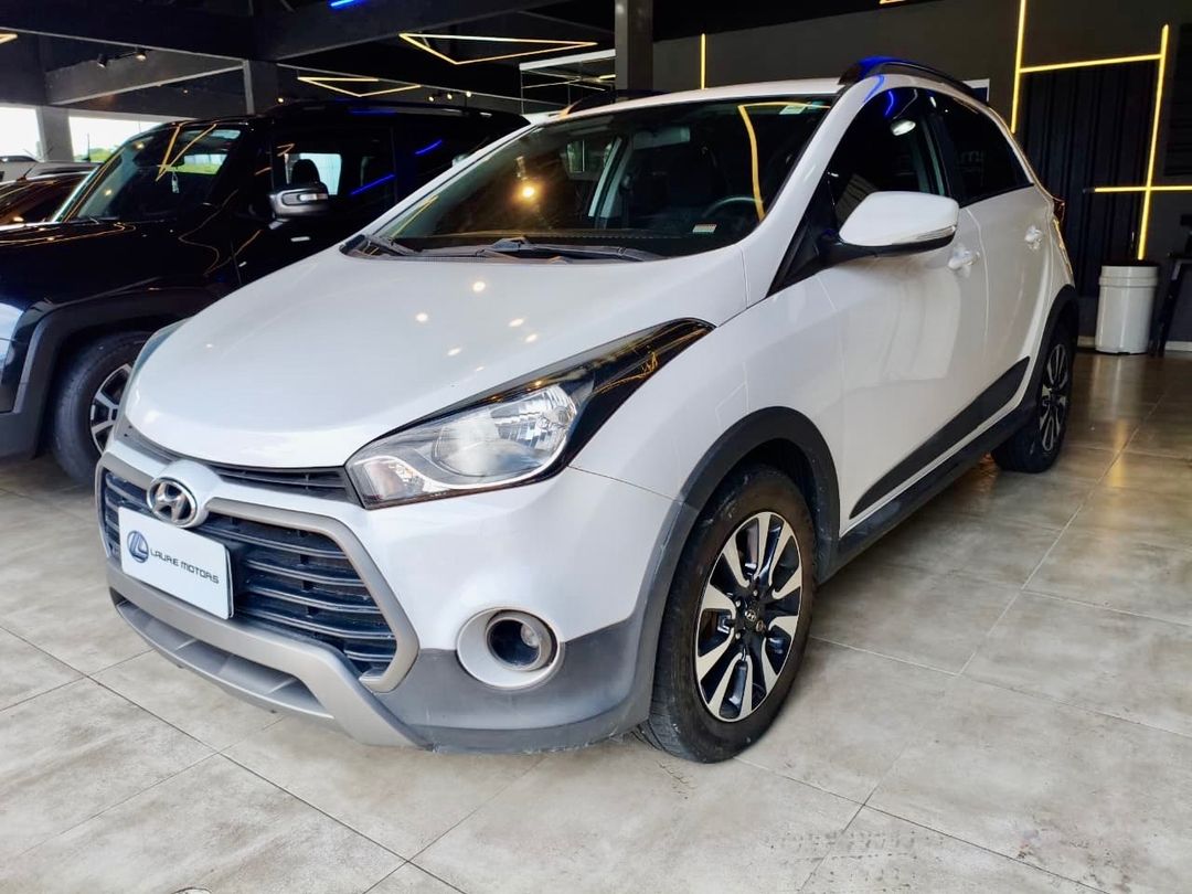 Hyundai HB20X Style 1.6 Flex 16v Mec.