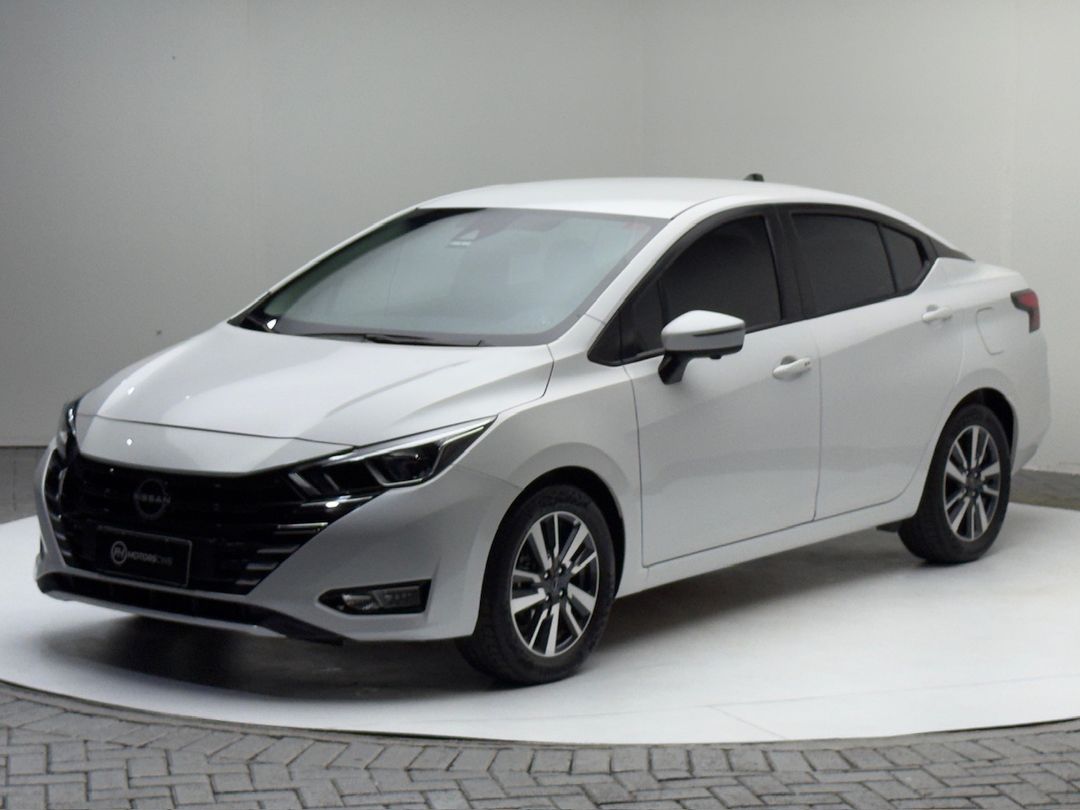 Nissan VERSA Advance 1.6 16V Flex Aut.