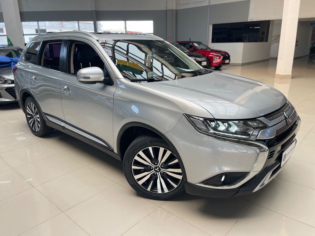 Mitsubishi OUTLANDER HPE-S 2.2 Diesel 4x4 Aut.