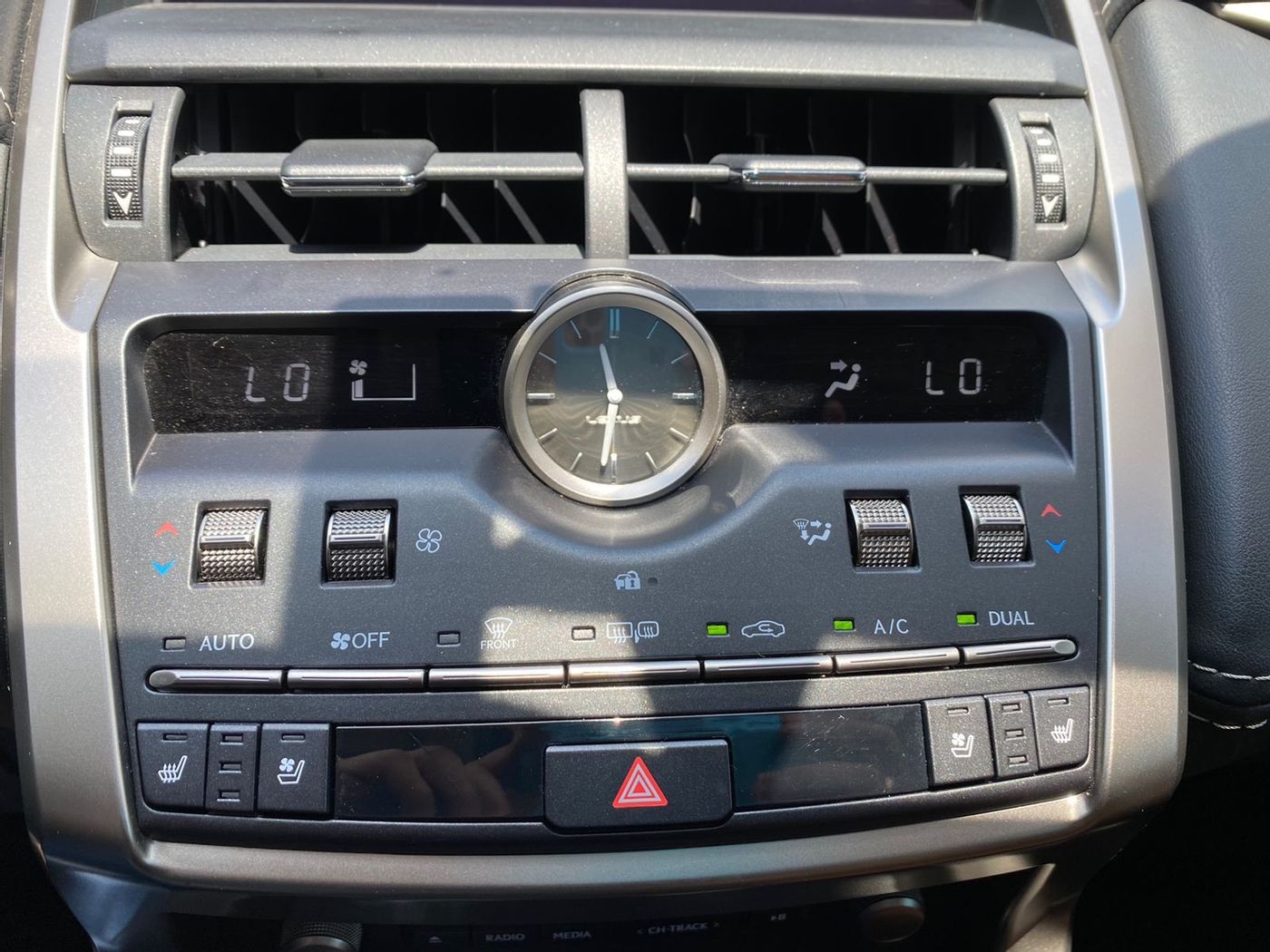 Lexus NX-300h Luxury 2.5 16V Aut.(Hybrid)