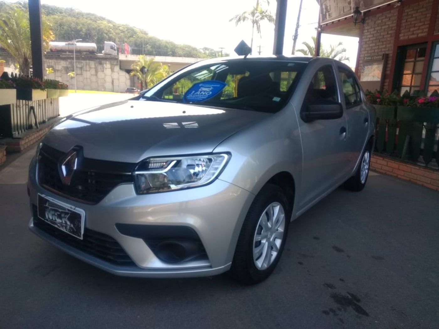 Renault logan life