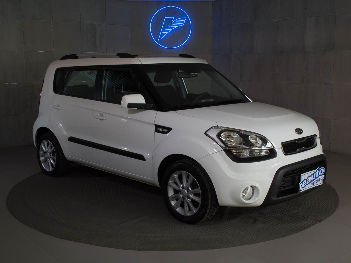 Задняя полка kia soul