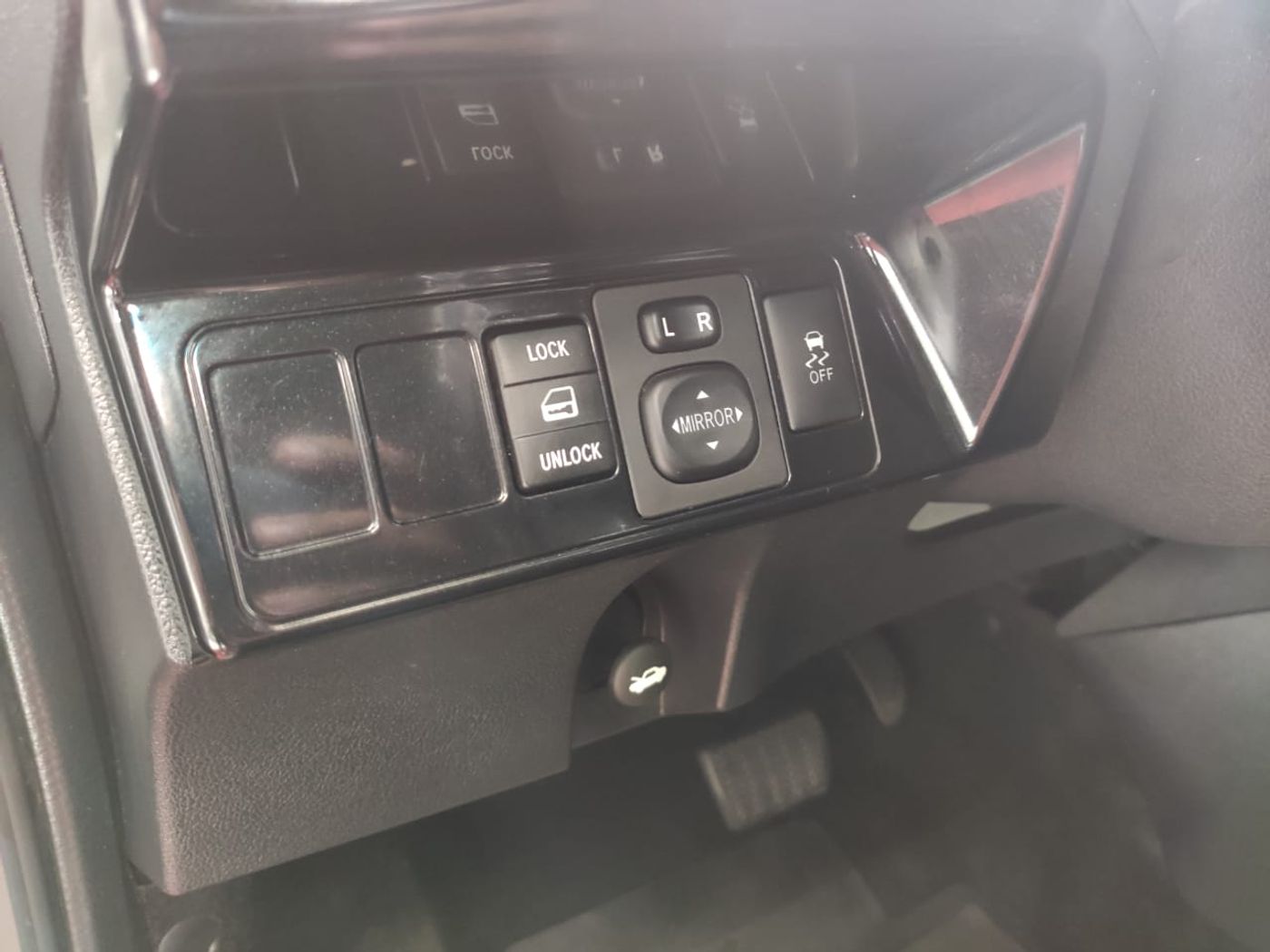 Toyota ETIOS X Plus 1.5 Flex 16V 5p Aut.