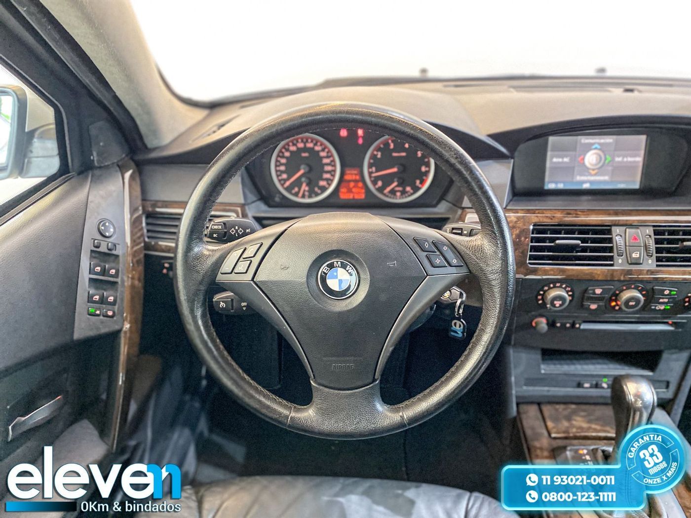 BMW 545iA 4.4 32V V8 333cv