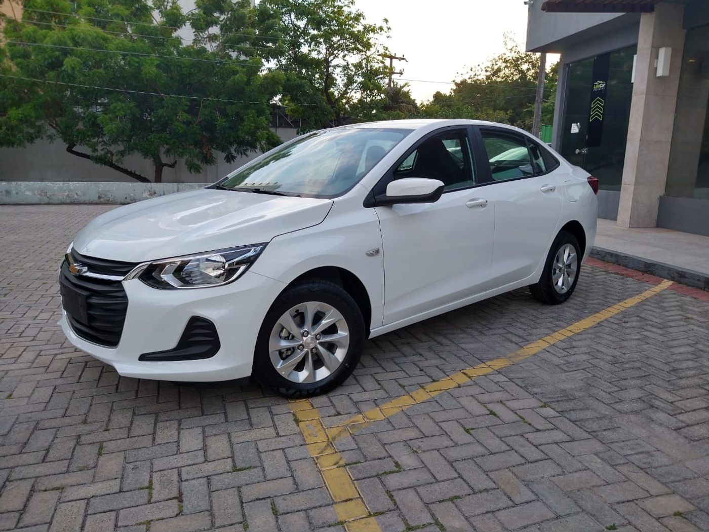 Chevrolet ONIX SEDAN Plus LT 1.0 12V TB Flex Aut.Flex 4 portas, cambio