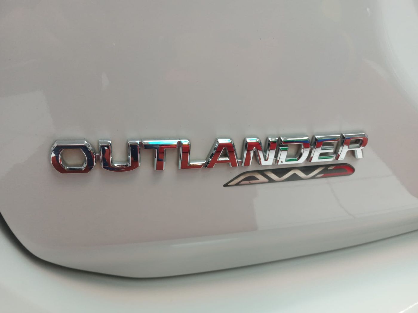 Mitsubishi OUTLANDER 3.0/ GT 3.0 V6 Aut.