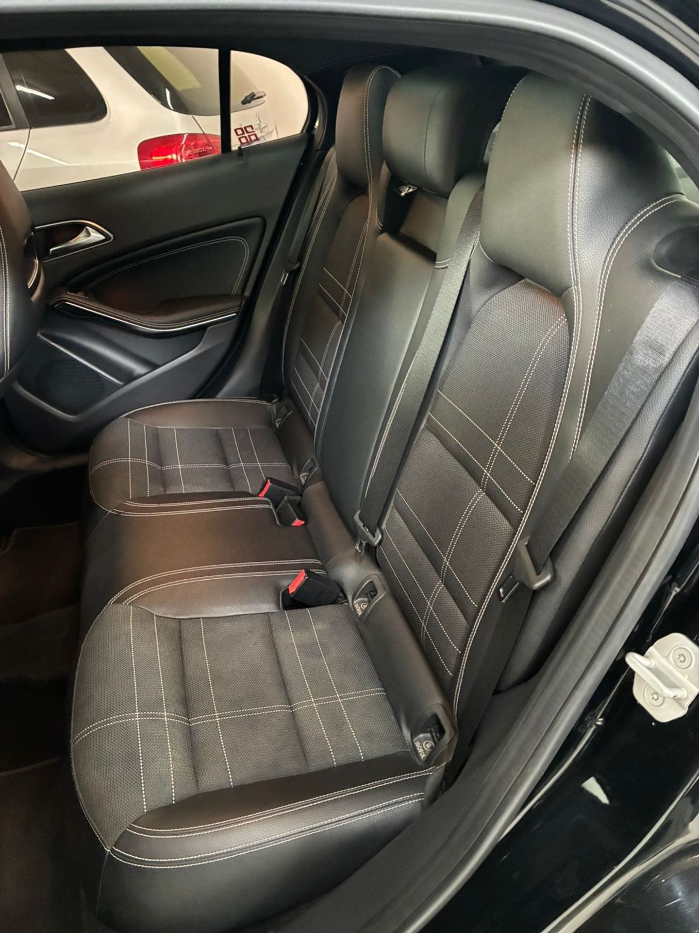 Mercedes-Benz Classe GLA Gla 200 Advance 1.6 1.6 Tb 16V Flex Aut. - foto 3