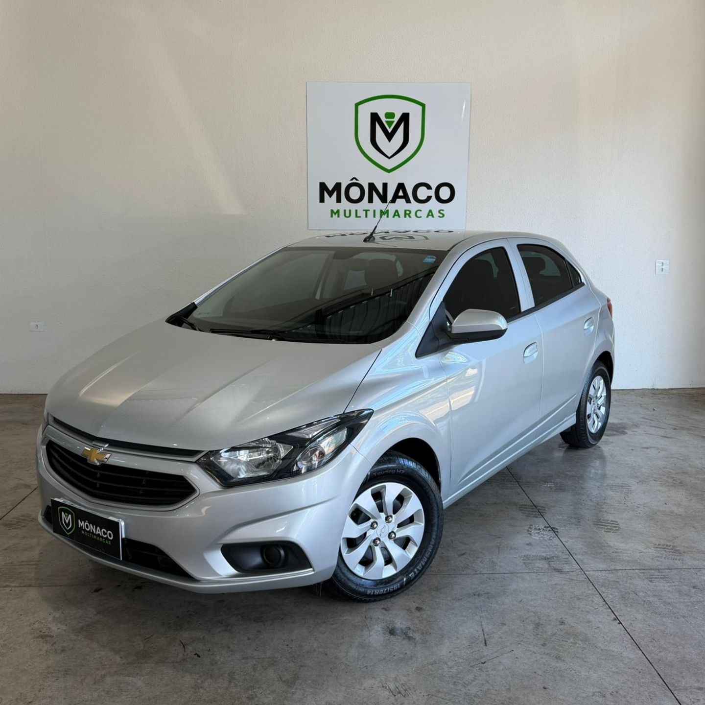 Chevrolet Onix Hatch LT 1.0 8V Flexpower 5P Mec - foto 3