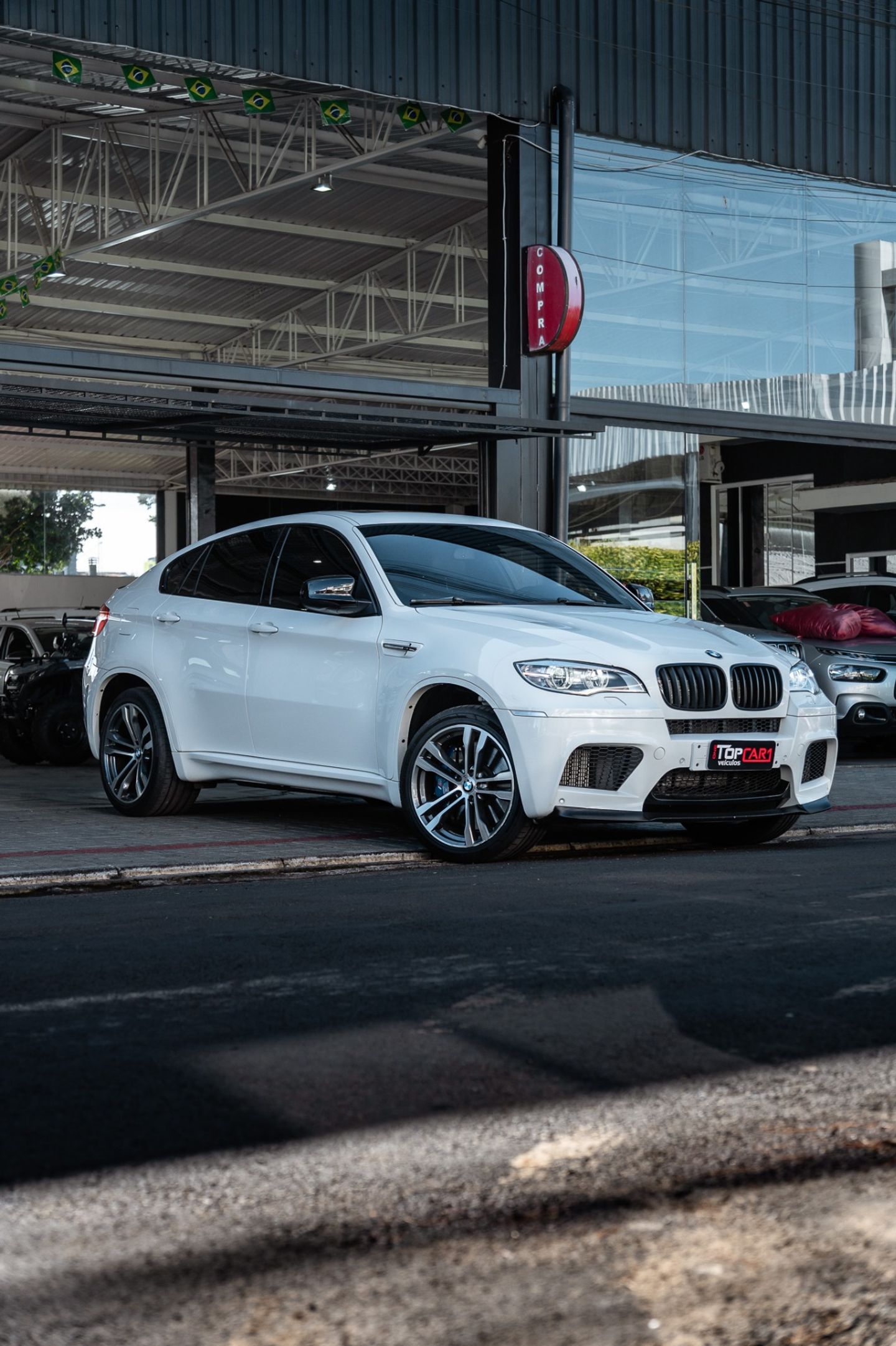 BMW X6 M 4.4 4X4 V8 32V Bi Turbo Automático - foto 3