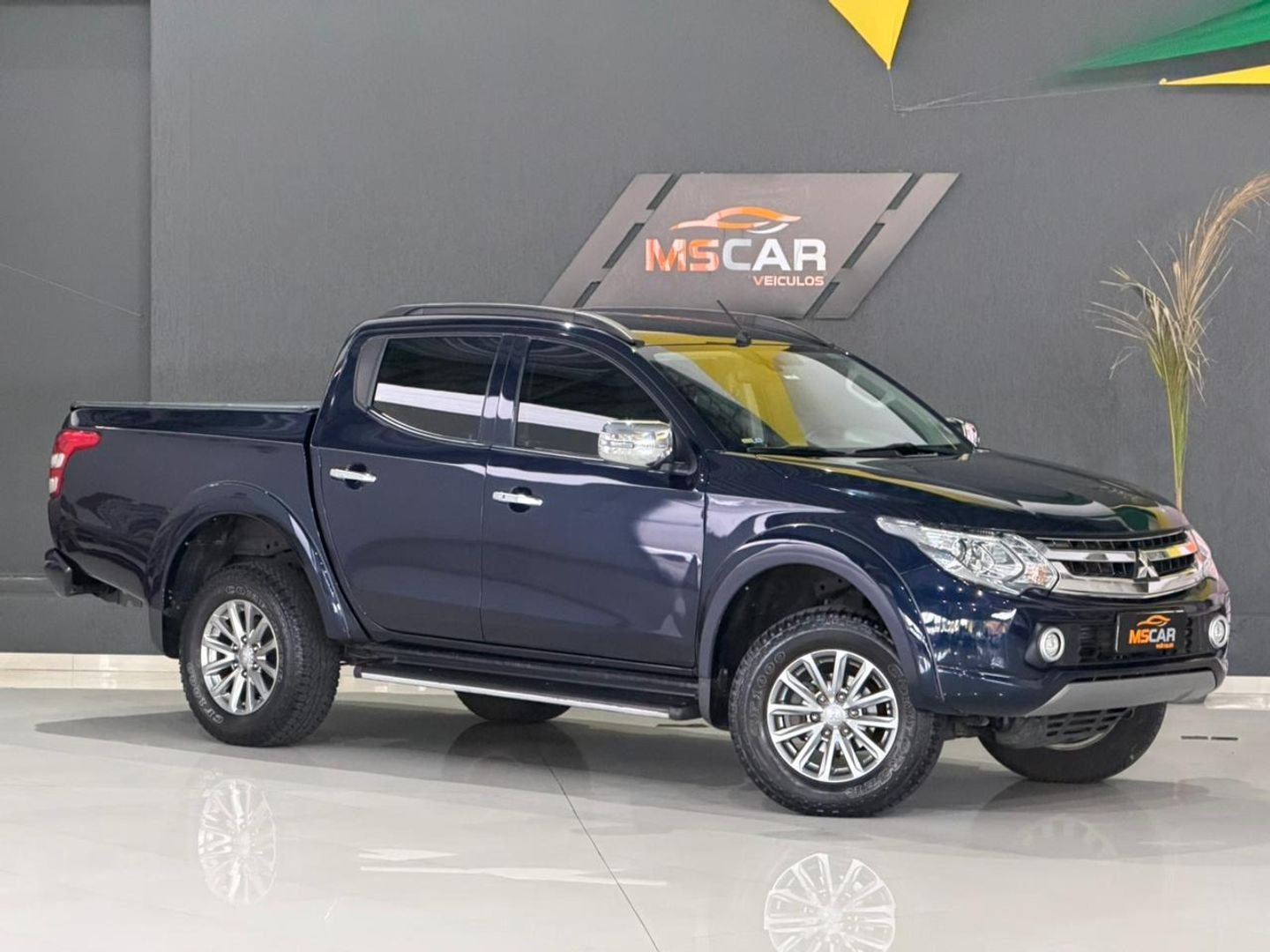 Mitsubishi L200 Triton Hpe S 2.4 Cd Dies Automático - foto 3