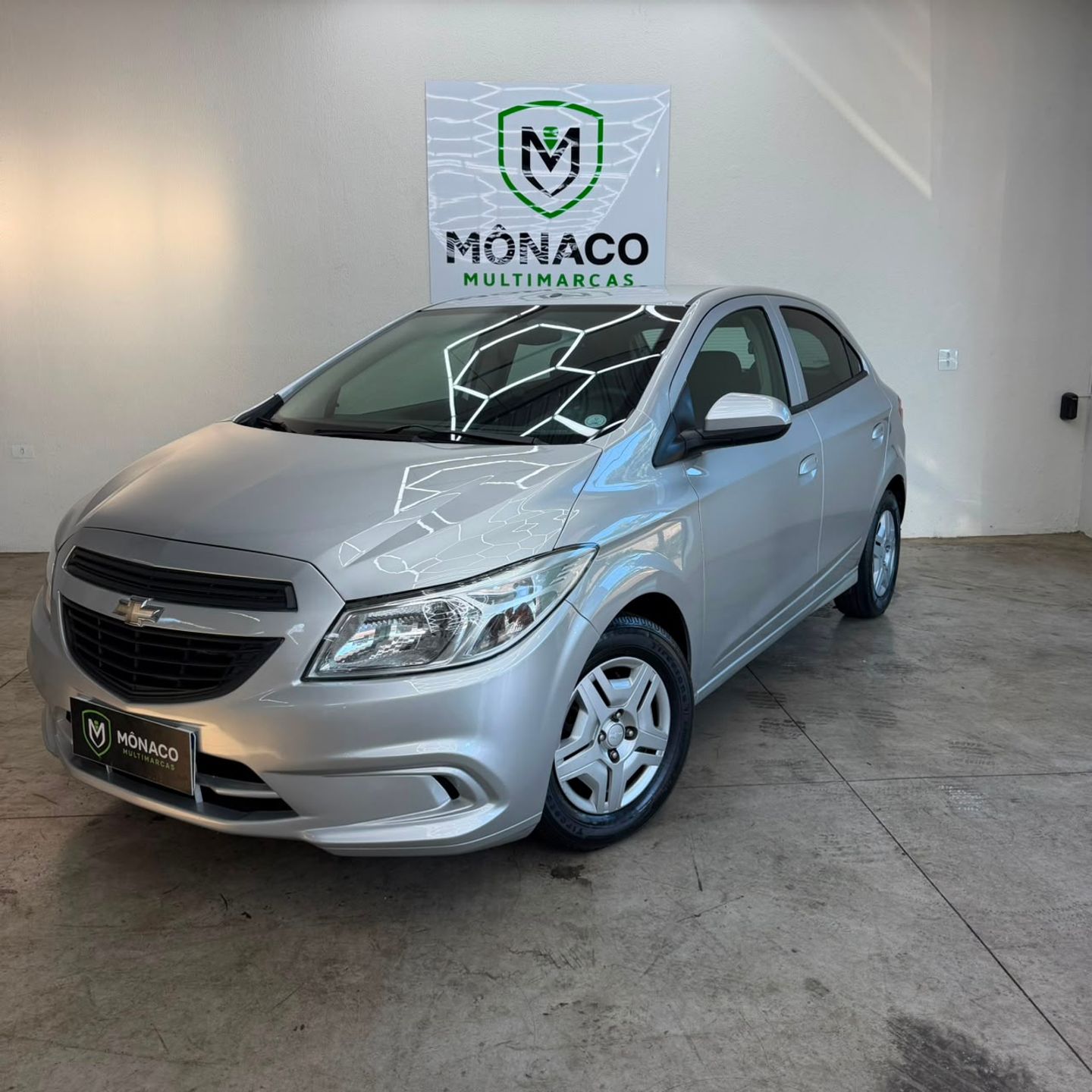 Chevrolet Onix Hatch Joy 1.0 8V Flex 5P Mec - foto 3