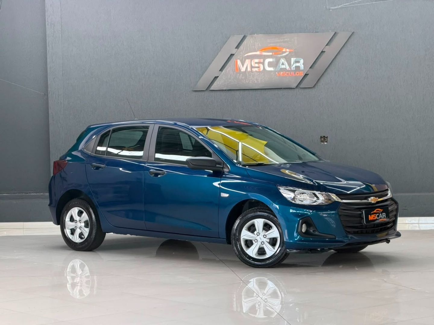 Chevrolet Onix Hatch 1.0 12V Flex 5P Mec - foto 3