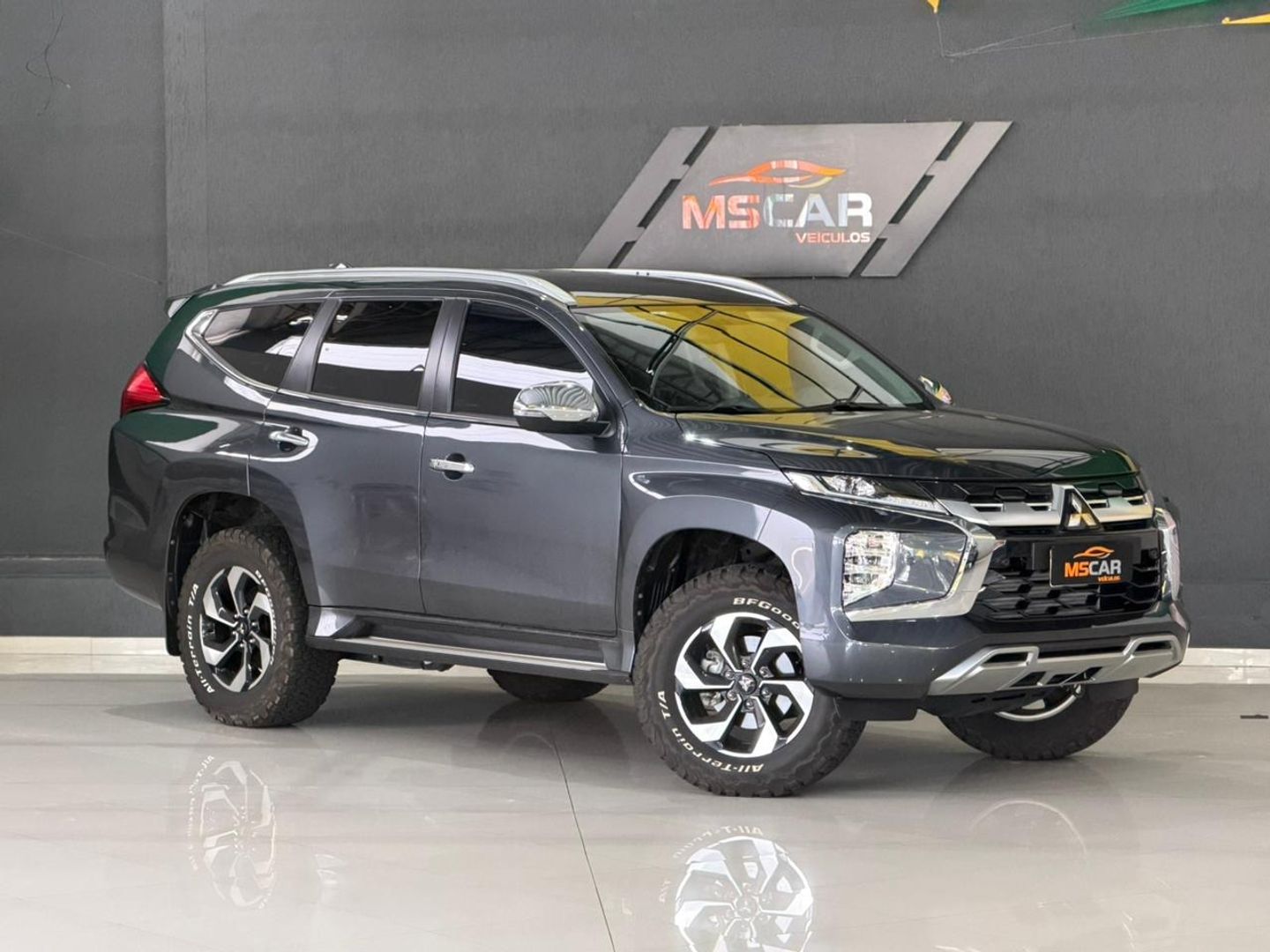 Mitsubishi Pajero Sport Hpe 2.4 4X4 Diesel Automático - foto 3