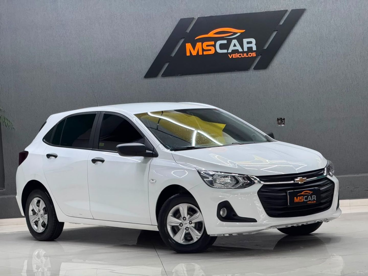 Chevrolet Onix Hatch 1.0 12V Flex 5P Mec - foto 3