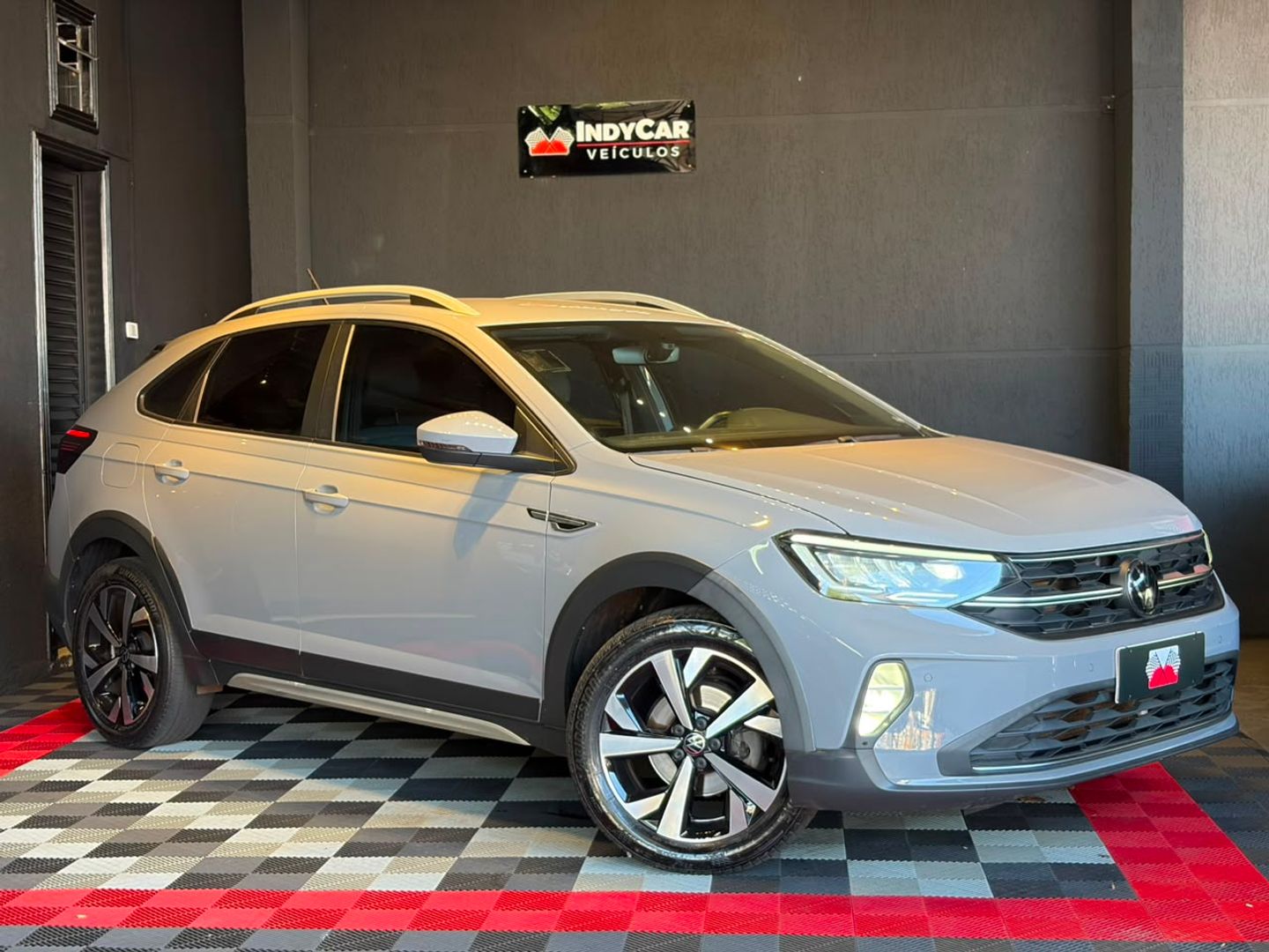 Volkswagen Nivus Highline 1.0 200 TSI Flex Automático - foto 3