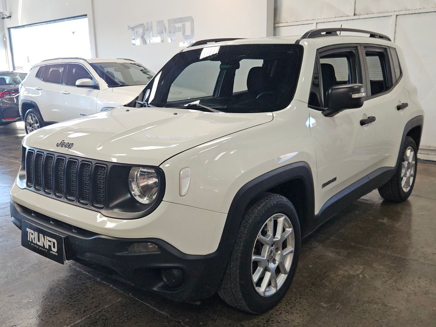 Jeep Renegade Sport 1.8 4X2 Flex 16V Aut. - foto 3