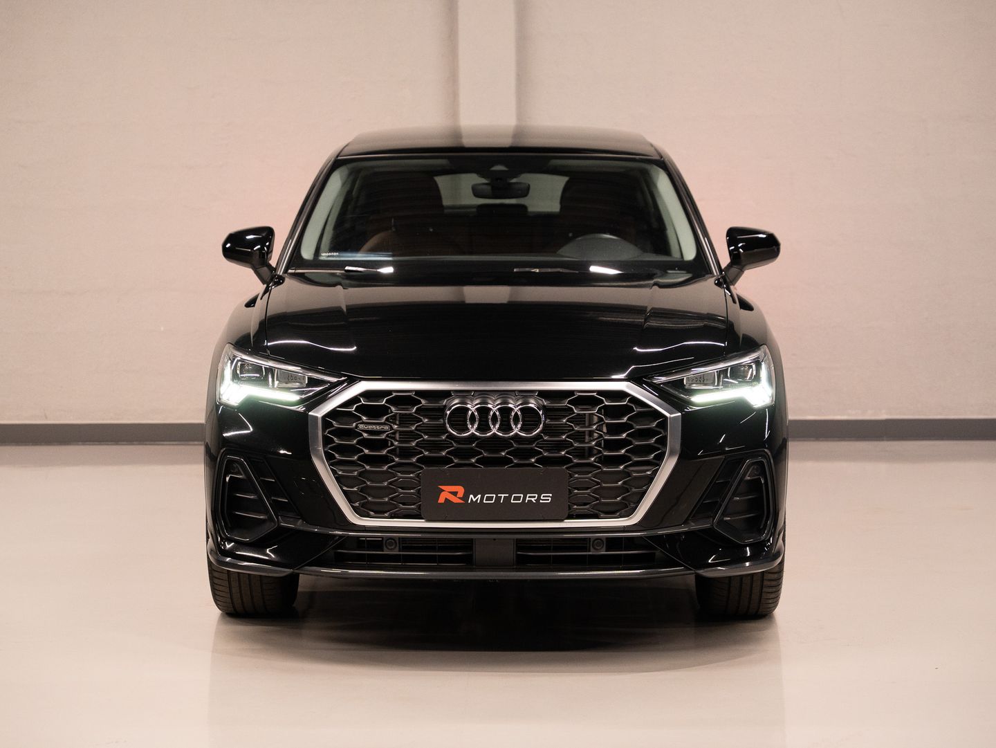 Audi Q3 Performance 2.0 TFSI Tiptr Quattro - foto 3
