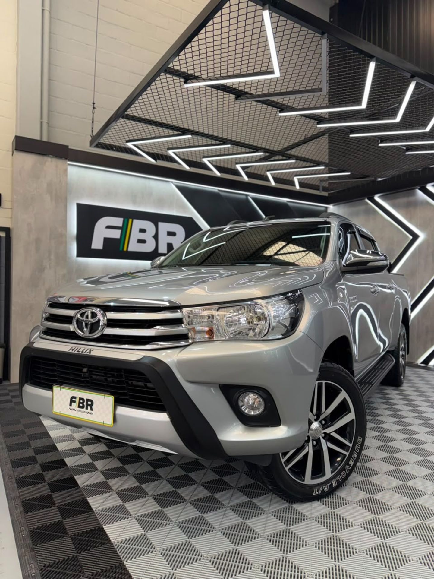 Toyota Hilux Cd Srv 4X2 2.7 Flex 16V Aut. - foto 3