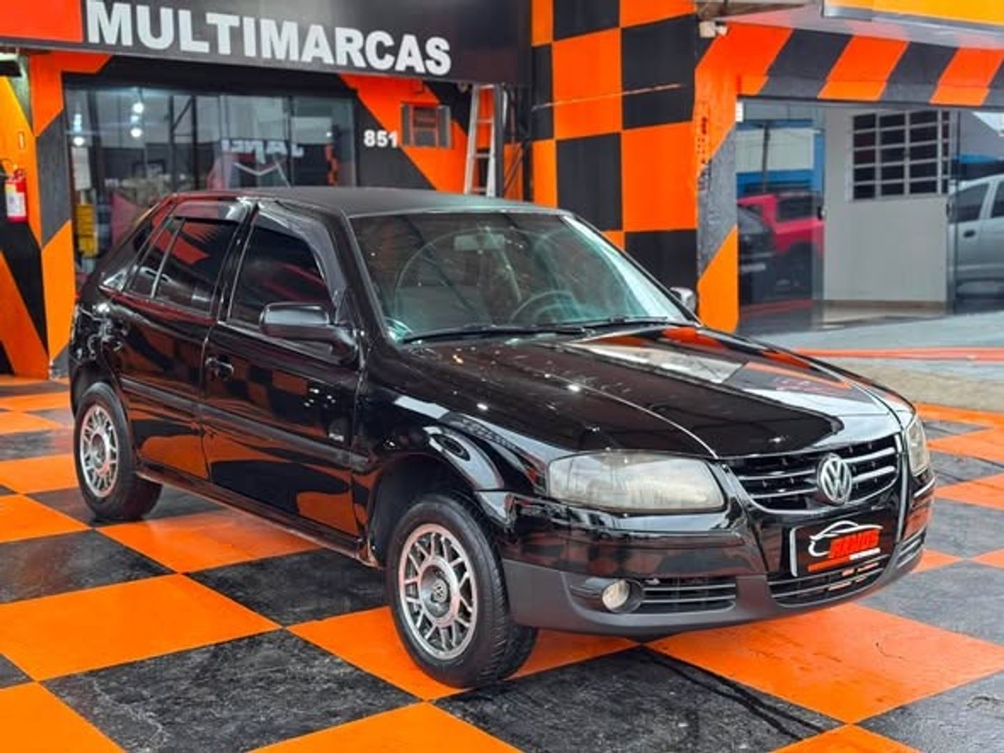 Volkswagen Gol Plus 1.0 Mi Total Flex 4P - foto 3