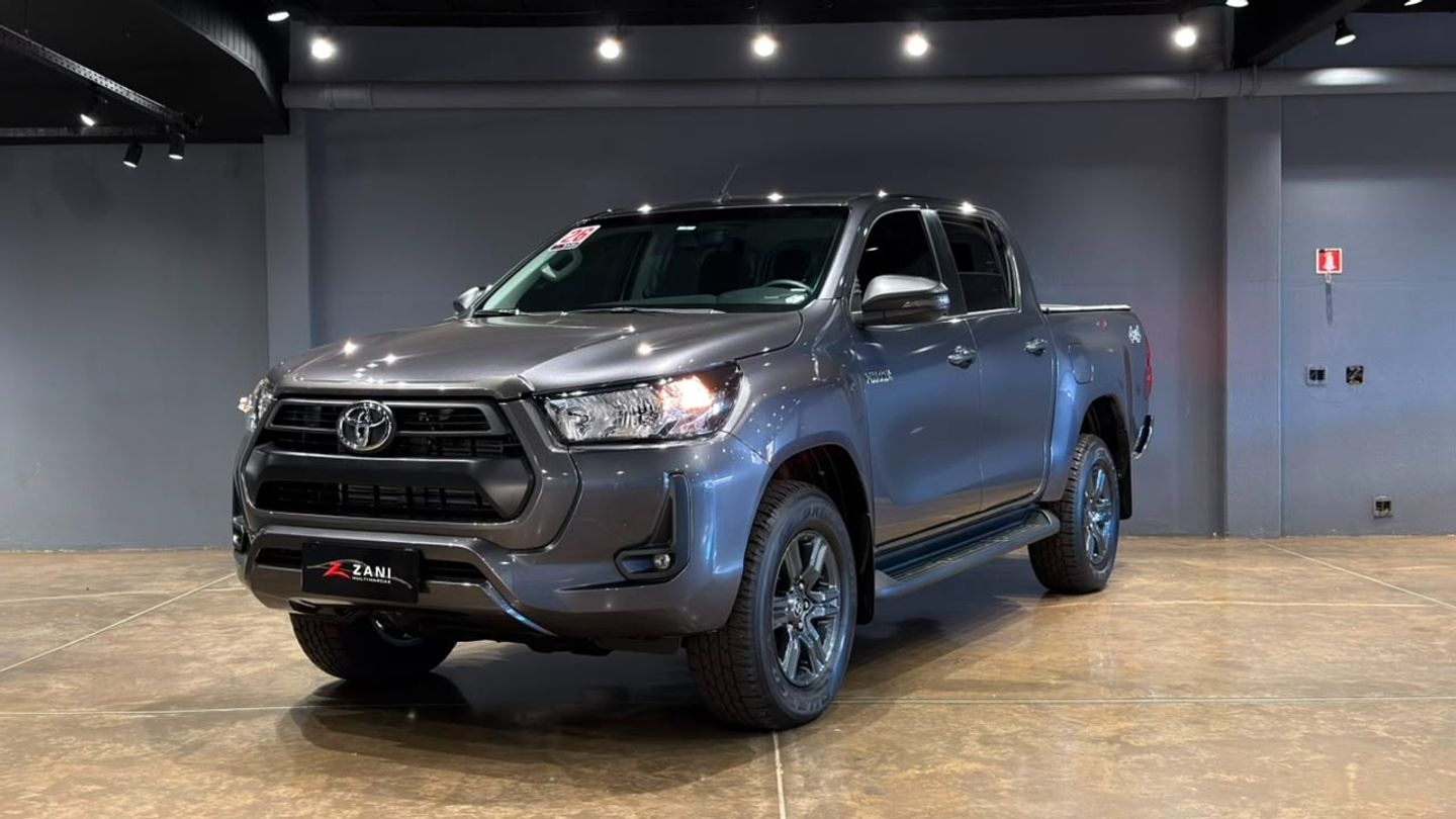 Toyota Hilux Cd Sr 4X4 2.8 TDI Diesel Aut. - foto 3