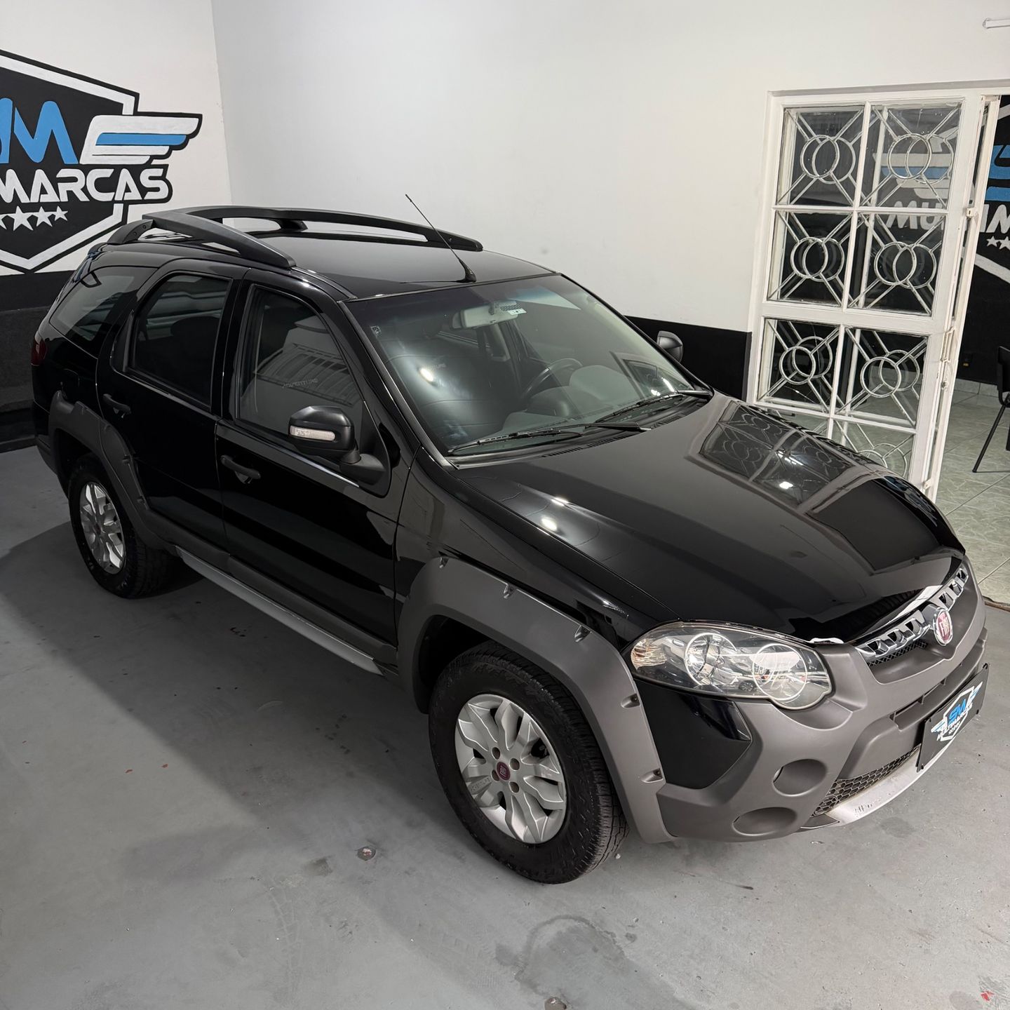 Fiat Palio Weekend Adventure Locker 1.8 Flex - foto 3